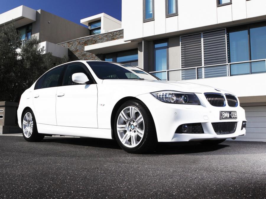  BMW 325i Sedan M Sport Package 2011 года  (AU) (фото 1 из 11)